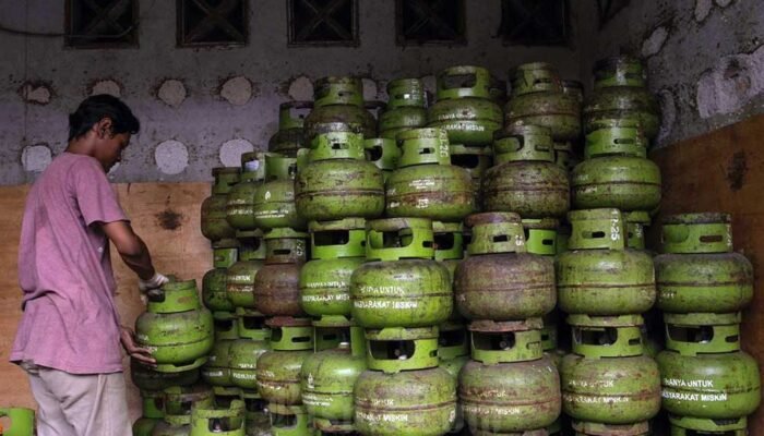 Kenaikan Harga LPG 3 Kg Tak Berdampak Besar pada Pedagang Kelontong di Mojokerto