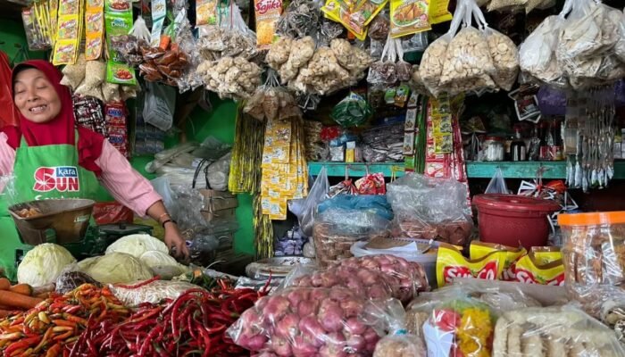 Harga Sembako di Mojokerto Relatif Stabil, Daging Sapi Turun Tajam hingga 5 Persen