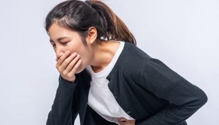 Apakah Muntah Membatalkan Puasa?