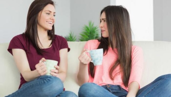 Manfaat Bercerita pada Teman: Menjalin Kedekatan dan Menjaga Kesehatan Mental
