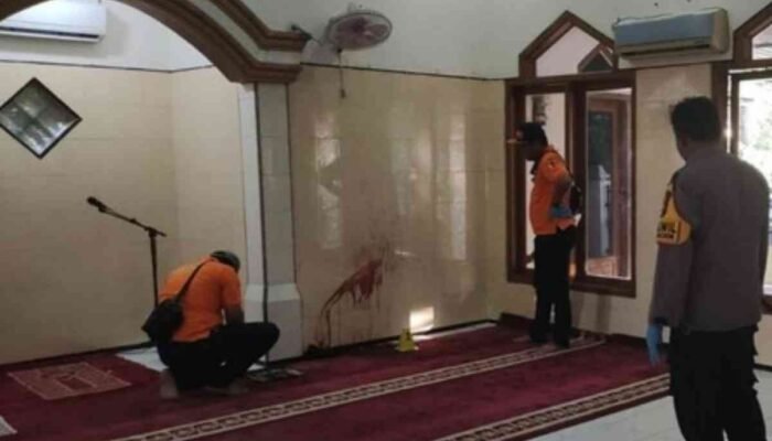 Tragedi Subuh di Musala Bojonegoro, 3 Orang Dibacok Saat Sholat