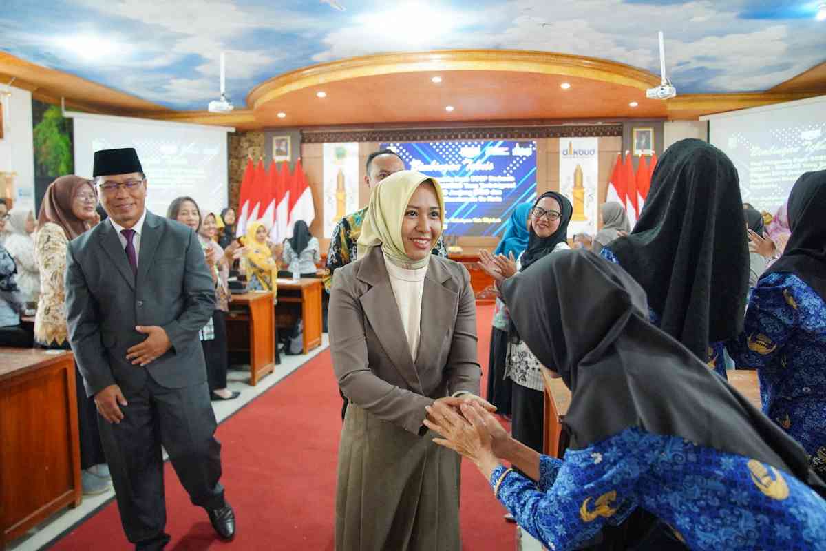 Wali Kota Mojokerto memberi sambutan dalam Bimtek Pengelolaan BOSP untuk PAUD