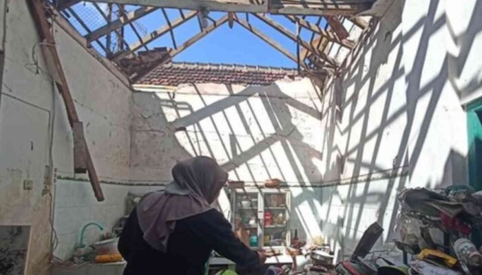 Lansia di Blitar Terluka Akibat Ledakan Tabung Gas 12 Kg, Dapur Rumah Hancur