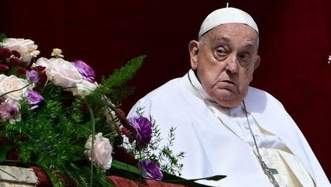Paus Fransiskus, pemimpin Gereja Katolik yang dikenal penuh kasih dan semangat pembaruan, wafat pada usia 88 tahun.