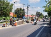 pembongkaran median jalan SPN Mojokerto, kecelakaan lalu lintas Mojokerto, BBPJN Jawa Timur-Bali, penataan jalan Bangsal, pengamanan jalan nasional Mojokerto