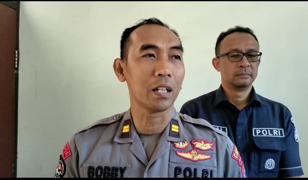 pemerasan di hotel, pria probolinggo ancam sebar video, kasus pemerasan Bondowoso, video telanjang, pasal 368 KUHP