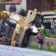 Mobil minibus Elf terguling di kawasan wisata Tawangmangu Karanganyar