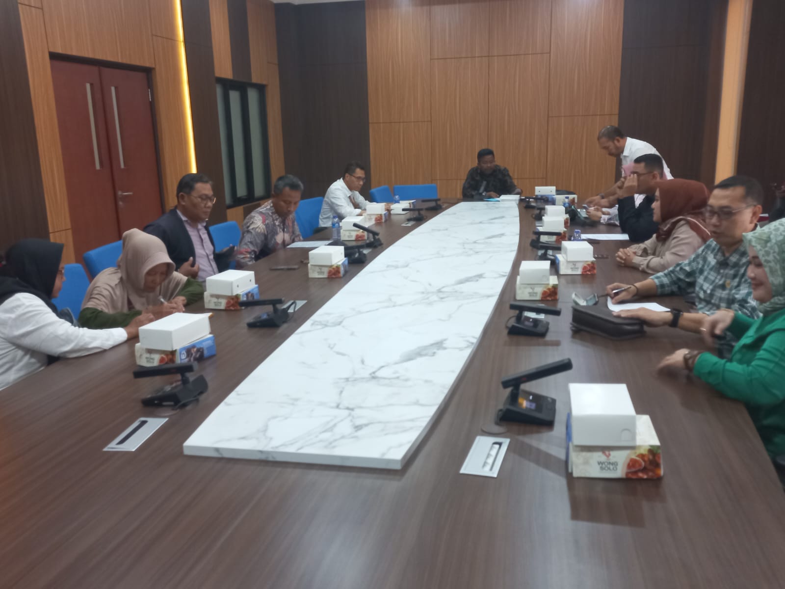 Buruh pabrik tepung Mojokerto mengadu ke DPRD terkait PHK tanpa pesangon