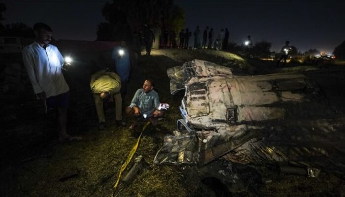 Iran Hujani Israel dengan Rudal, Ledakan Guncang Tel Aviv dan Teheran
