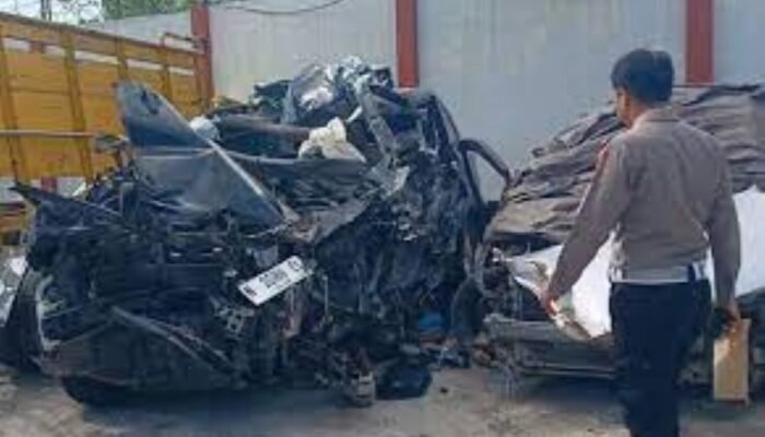 Kecelakaan Maut Tol Paspro, Ketua PCNU Pamekasan dan Istri Tewas di Tempat