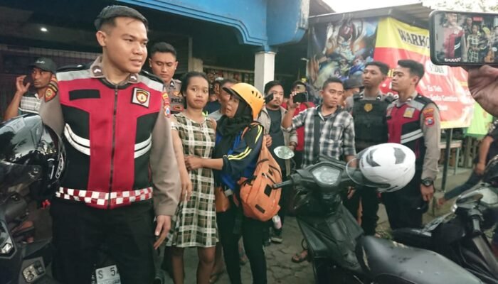 Nyaris Terjadi Dua Kali! Perempuan Coba Ceburkan Diri di Tengah Pencarian Korban Bunuh Diri di Rolak Songo
