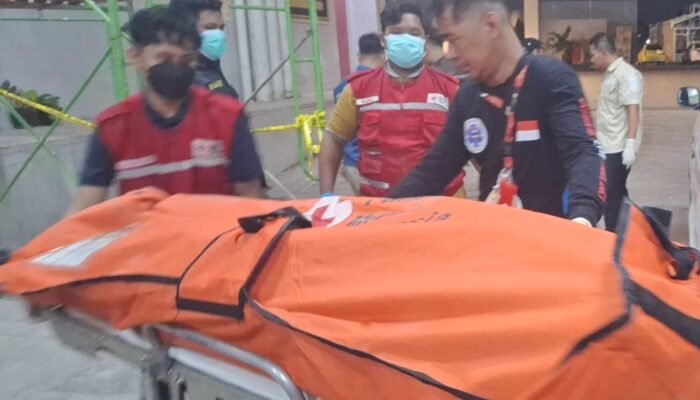 Diduga Jatuh Saat Pasang Exhaust Fan, Pekerja Proyek Tewas di Sunrise Mall 2 Mojokerto