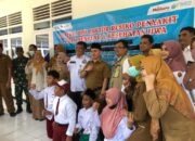 Bupati Mojokerto Muhammad Al Barra meninjau MPLS Sekolah Rakyat di Desa Terusan.