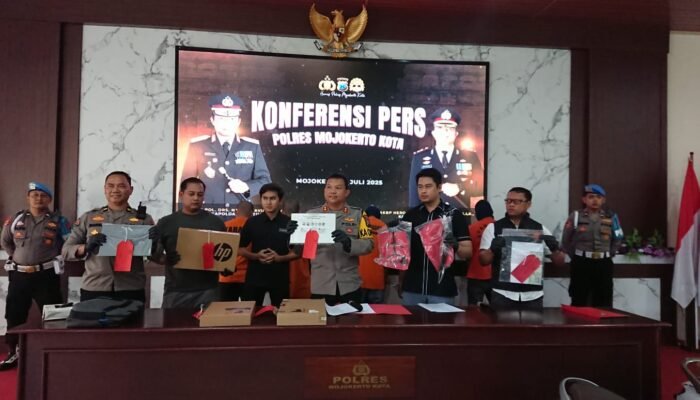 Bobol Almari Kepala Sekolah, Dua Karyawan TK di Mojokerto Gasak Tiga Laptop