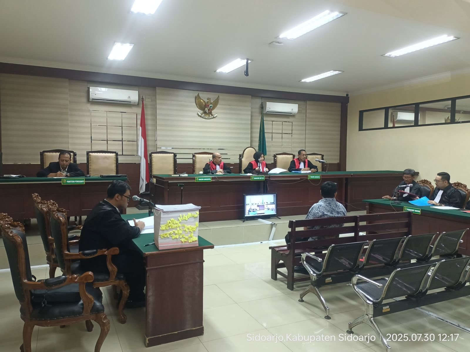 Sidang Perdana Korupsi Dana BLUD Puskesmas Mojokerto Digelar