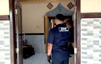 Barang bukti ganja 2,1 kg yang diamankan BNN di Mojokerto