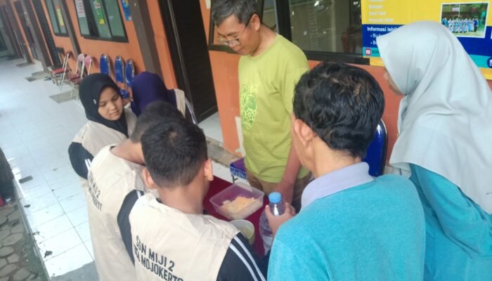 SDN Miji 2 Kota Mojokerto Ubah Sisa Nasi Jadi Pupuk Organik Lewat Inovasi “Sisik Naga”