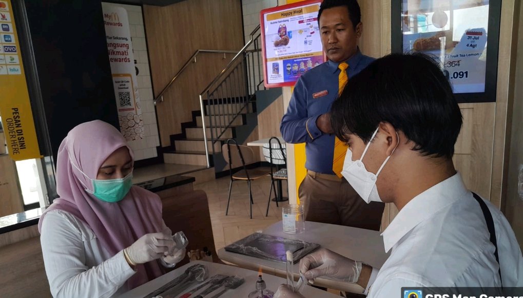 Inovasi Putri Mas Kerto ( Pemantauan usap alat makan rutin labkesmas Kota Mojokerto