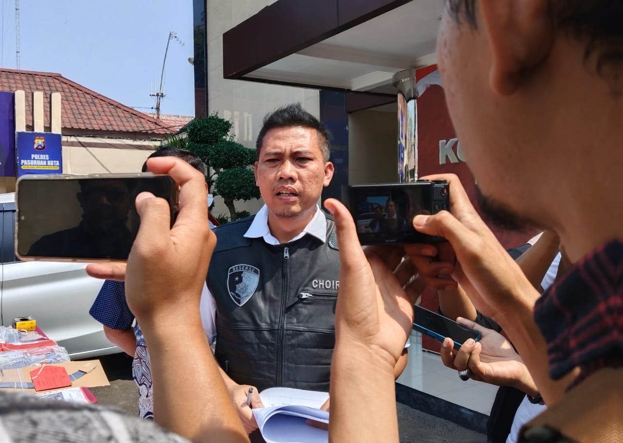 Rekaman CCTV Bongkar Aksi Jambret Sadis di Pasuruan, Pelaku Ditangkap Setelah Tiga Hari Diburu
