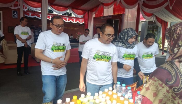 Diserbu Ratusan Warga, Kejari Kabupaten Mojokerto Gelar Bazar Murah dan Sarapan Gratis Sambut Harlah Kejaksaan ke-80