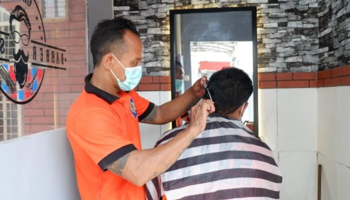 Lapas Mojokerto Hadirkan Barbershop sebagai Sarana Pembinaan Kemandirian Warga Binaan