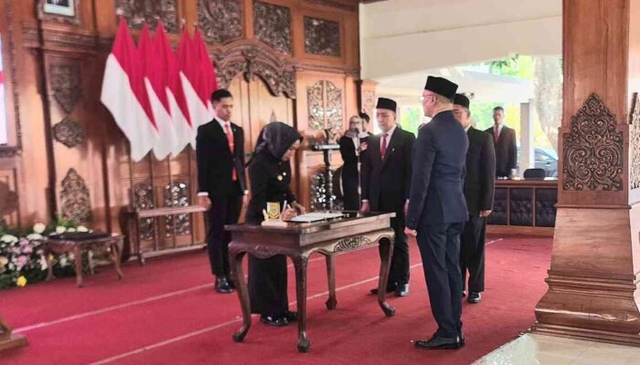 Tiga Kepala Dinas di Pemkot Mojokerto Dimutasi, Ning Ita Tekankan Inovasi di Tengah Efisiensi Anggaran