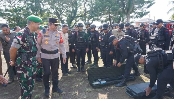 Danrem 152/Baabullah Pimpin Apel Gelar Pasukan Pengamanan Kunjungan Wapres Gibran di Maluku Utara