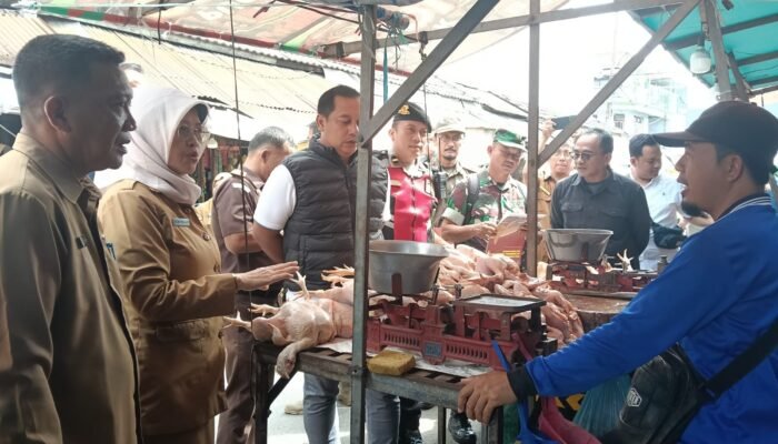 Pemkot Mojokerto Pastikan Stok dan Harga Bahan Pokok Aman Jelang Natal 2025 dan Tahun Baru 2026