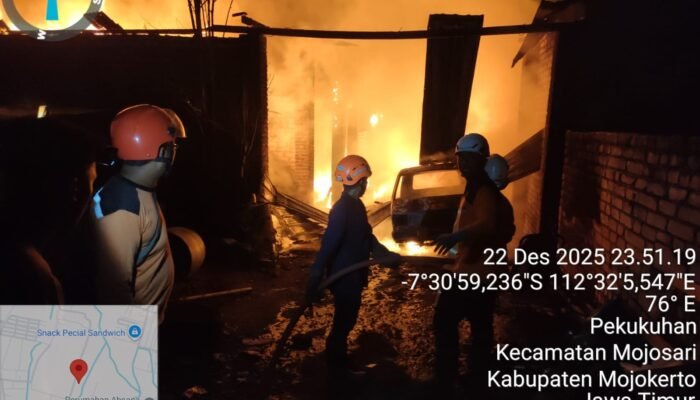 Home Industri Tahu di Mojosari Mojokerto Terbakar, Satu Unit Mobil Ikut Hangus