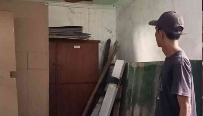 Atap Dijebol Maling, Laptop Guru dan Tabungan Siswa SDN Ngrowo 1 Bangsal Raib