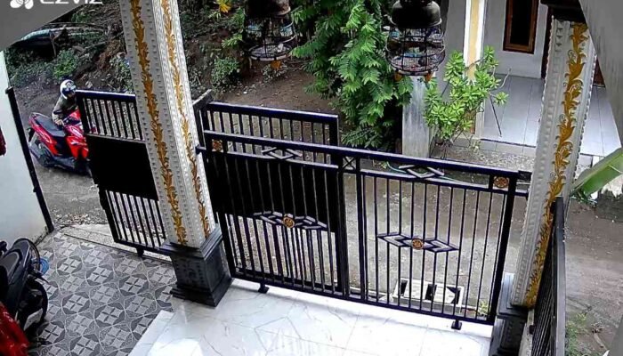 Vario Merah Raib Dicuri di Balongmojo, Aksi Pelaku Terekam CCTV