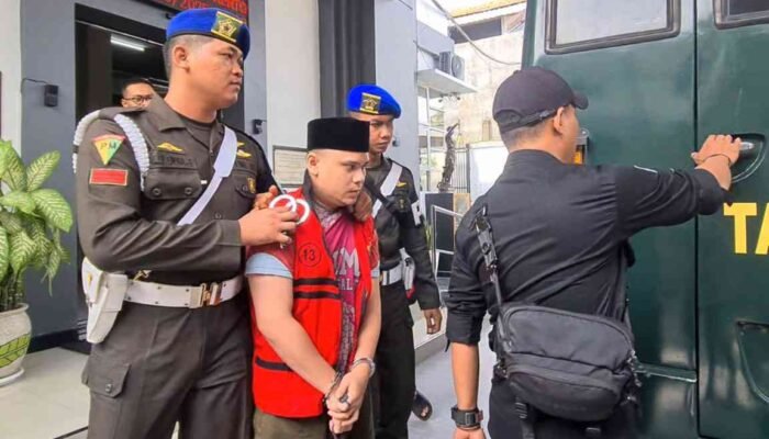 Tersangka Mutilasi di Pacet Resmi Dilimpahkan ke Kejari Mojokerto