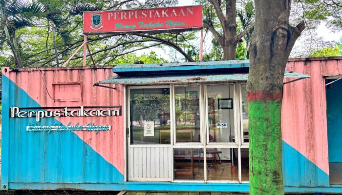 Perpustakaan Alun-Alun Mojokerto Ramai Kunjungan Pelajar, Hadirkan Program “Perpustakaan Ceria”