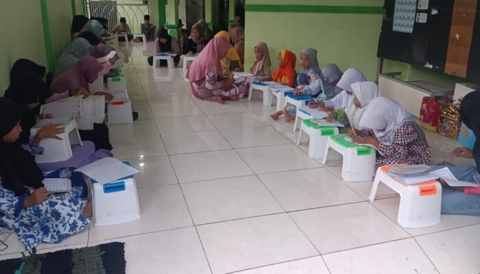 Tanamkan Cinta Al-Qur’an Sejak Dini, Antusias Anak-Anak TPQ Al-Ikhlas Kedundung Indah Rutin Tadarus Ramadan
