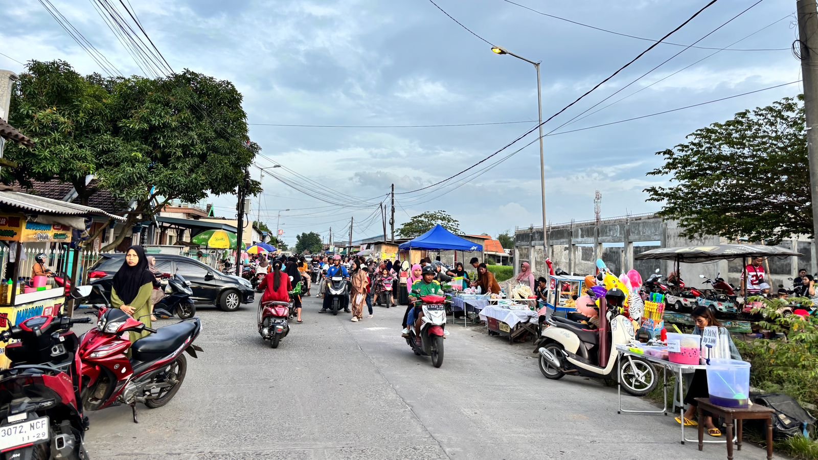 Foto suasana ramadhan pada sore hari (fotolia)