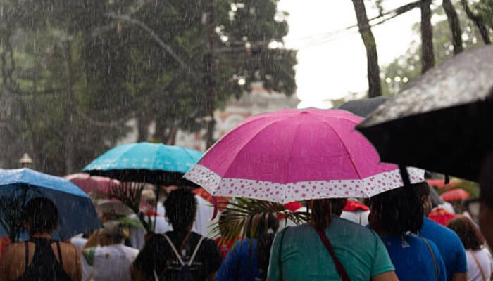 Cuaca Ekstrem Ancam Sejumlah Wilayah Jawa Timur 1-10 Maret 2026, Masyarakat Diimbau Tetap Waspada