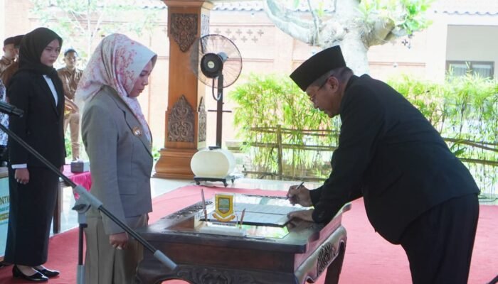 Lantik Pengurus BAZNAS 2026–2031, Ning Ita Tekankan Amanah dan Profesionalisme Pengelolaan ZIS