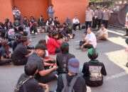 Mahasiswa HMI dan GMNI Mojokerto Gelar Aksi Demonstrasi, Soroti Evaluasi Program Pemerintah