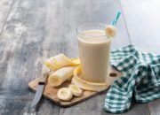 Cuma 5 Menit! Smoothie Pisang Jadi Takjil Sehat dan Segar Pengembali Energi Saat Berbuka Puasa