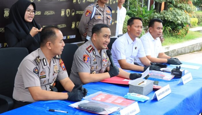 Polres Gresik Bongkar Jaringan Narkoba Lintas Pulau, Enam Tersangka Diamankan