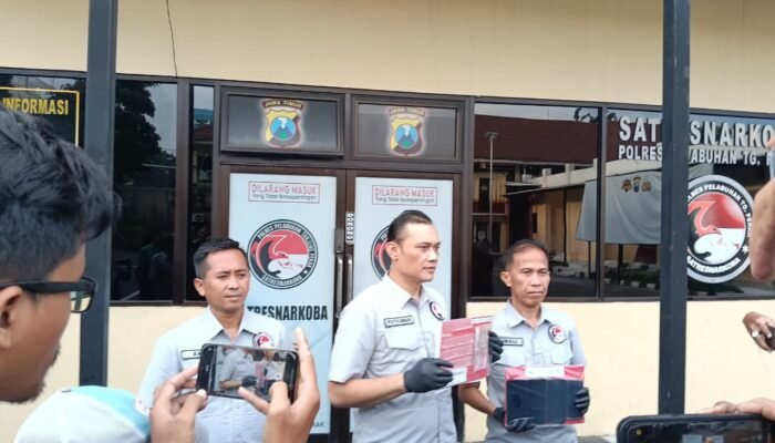 Polres Tanjungperak Bongkar Peredaran Sabu di Surabaya, Empat Pengedar Ditangkap