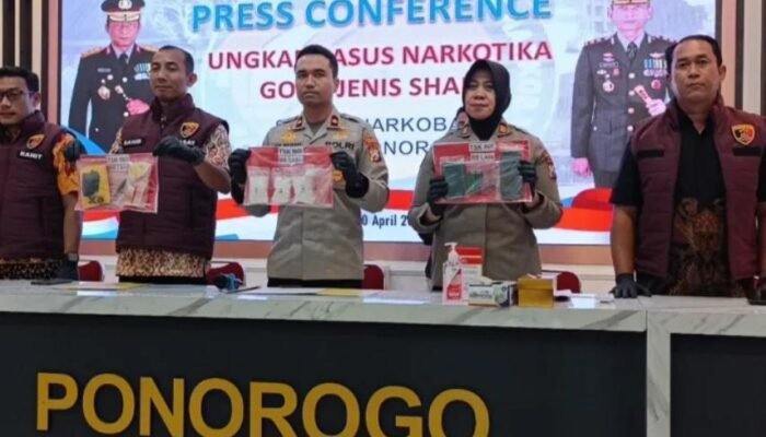 Polres Ponorogo Bongkar Jaringan Sabu, 301 Gram Barang Bukti Diamankan