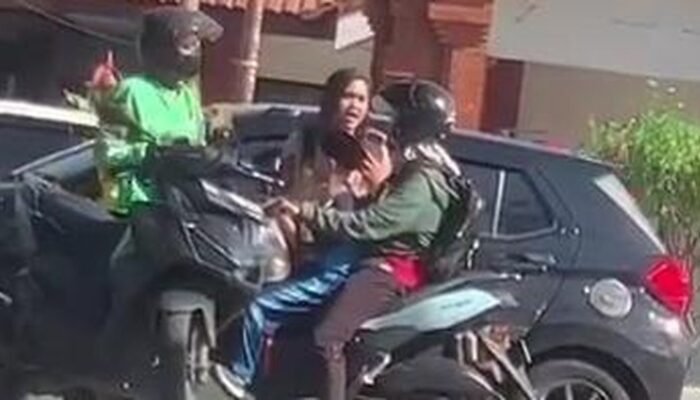 Viral! Ibu Muda Maki dan Aniaya Pemotor Perempuan di Mojokerto, Korban dan Anak Trauma