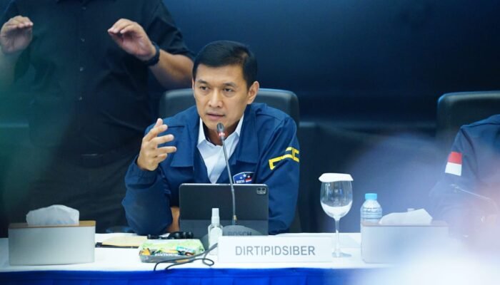 Buronan Interpol Kasus Penipuan Online Ditangkap di Bandara Soekarno-Hatta