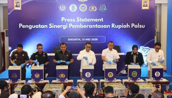 Bareskrim Polri dan Bank Indonesia Musnahkan Ratusan Ribu Lembar Uang Palsu