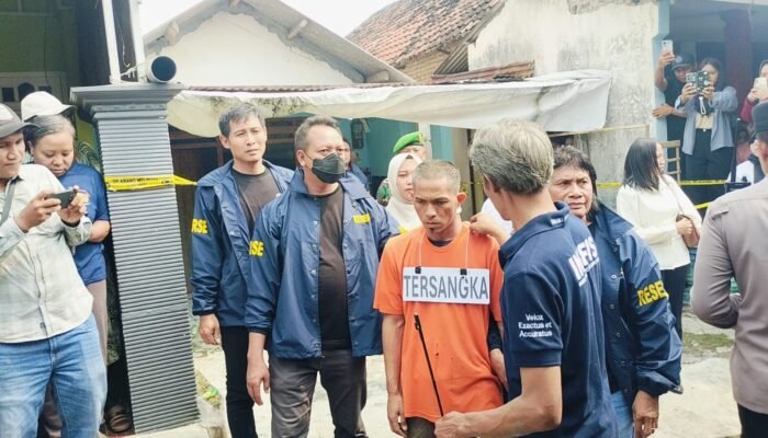 48 Adegan Diperagakan, Polisi Rekonstruksi Pembunuhan Sadis Badut Penjual Mainan di Mojokerto