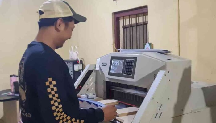 Dolar Meroket, Pengusaha Percetakan di Mojokerto Terpaksa Putar Otak Tekan Biaya Operasional