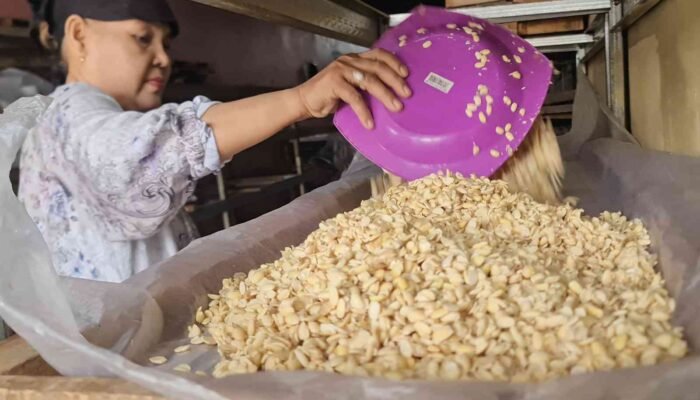 Bertahan 5 Dekade, Ini Jurus Perajin Tempe di Mojokerto Siasati Kenaikan Harga Kedelai akibat Dolar Melambung