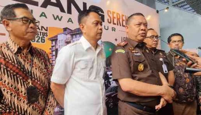Lelang Serentak Kejati Jatim Resmi Dibuka, Target PNBP Rp40 Miliar