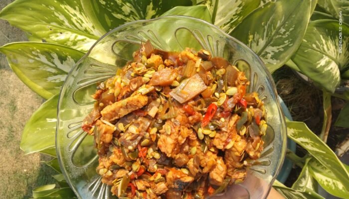 Resep Oseng Terong Tempe Pindang, Pedas Gurih dengan Pete yang Bikin Nagih